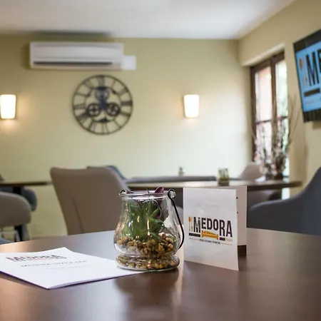 Medora Park - Medora*** Gárdony