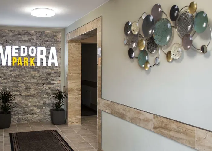 Medora Park - Medora*** Hotell Gárdony
